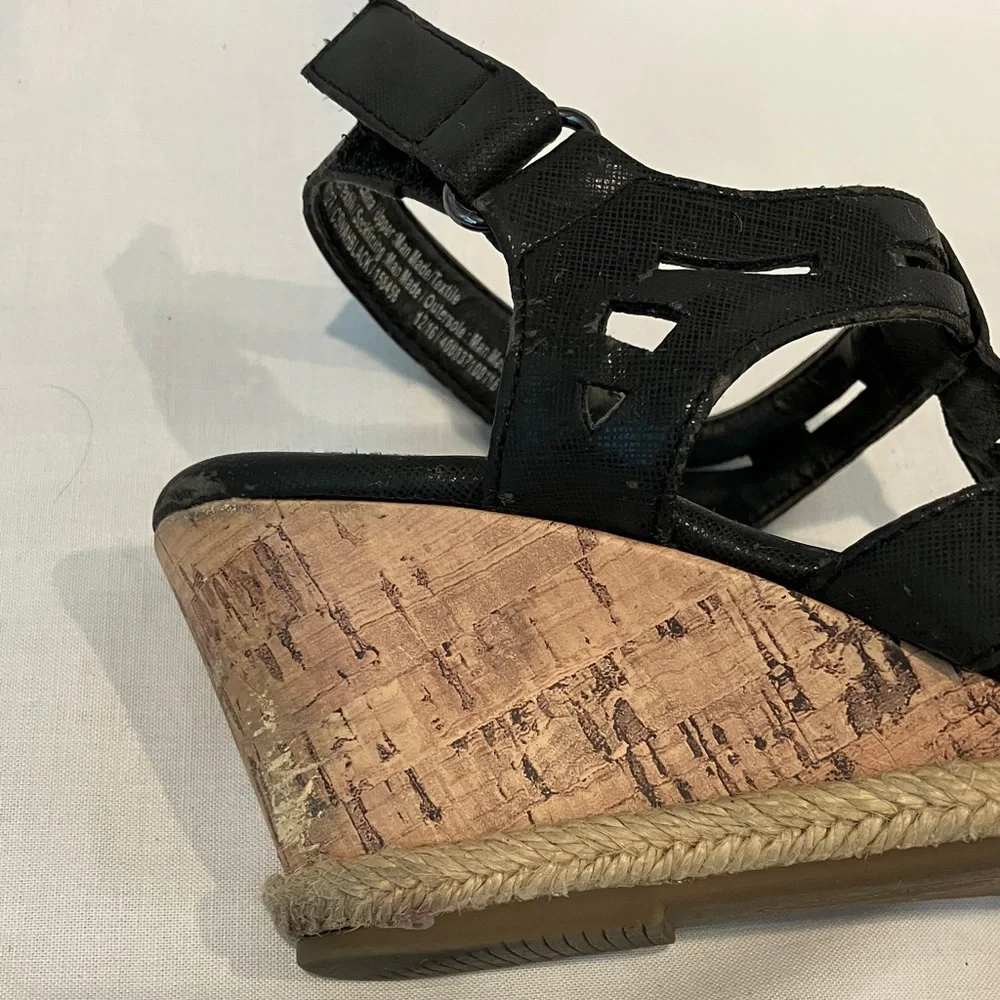 Croft & Barrel Black Cutout Pleather Wedge Sandals - Picture 3 of 4
